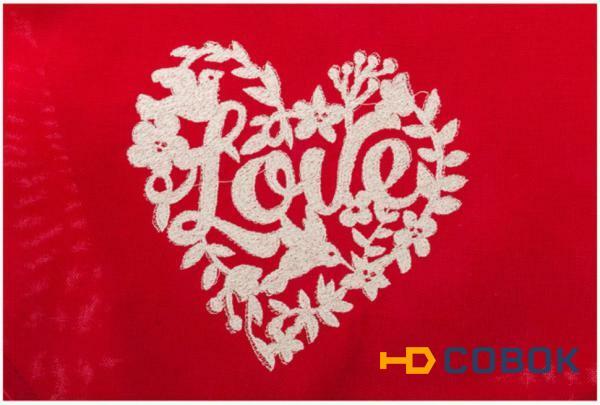 Фото Дорожка на стол 29*136 см"love",100% хлопок,красный Оптпромторг Ооо (850-830-22)