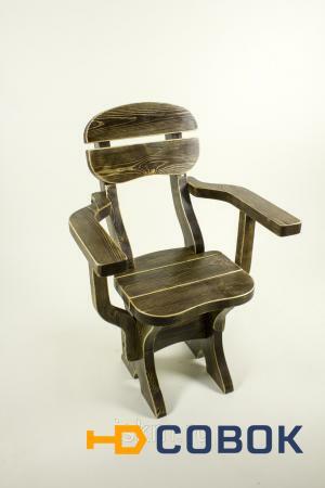 Фото Деревянный стул-кресло с ручками