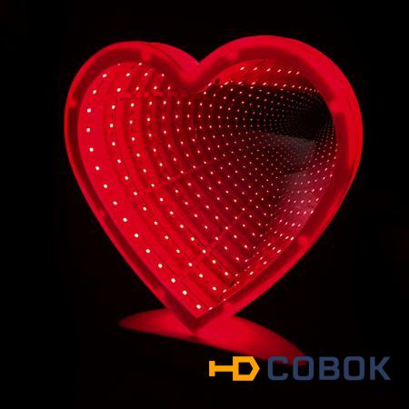 Фото Зеркальный ночник с эффектом бесконечности в форме сердца