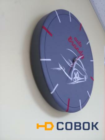 Фото Настенные часы с логотипом