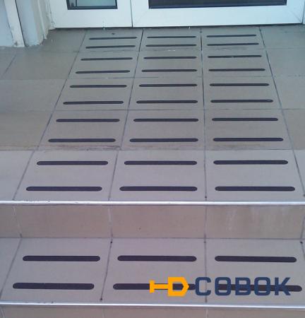 Фото Лента противоскользящая