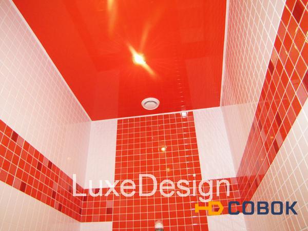 Фото Натяжные потолки в санузле LuxeDesign