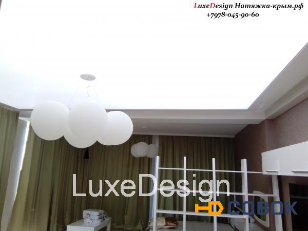 Фото Светопропускные натяжные потолки LuxeDesign
