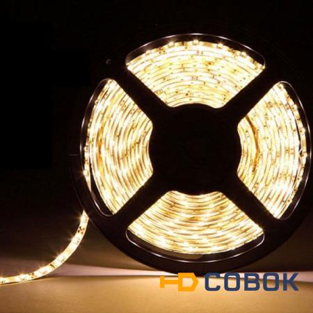 Фото Герметичная светодиодная лента теплого белого свечения 5050 600 LED