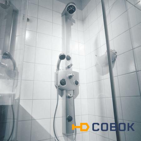 Фото Grohe Aquatower 3000 27202000 душевая панель