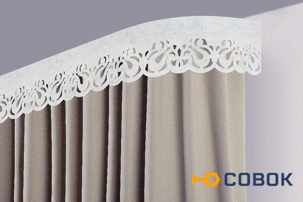 Фото Карниз "Листея"с фигурным багетом с/п 2,4 3-х ряд. жемчуг