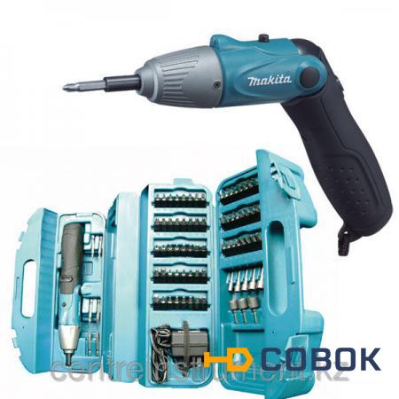 Фото Аккумуляторная отвертка Makita 6723D