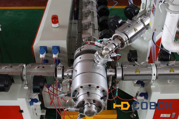 Фото Экструзионное оборудования для производства труб EVOH + PE-RT