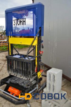 Фото Вибропресс 3ТОНН-М (полуавтомат) для производства строительных блоков