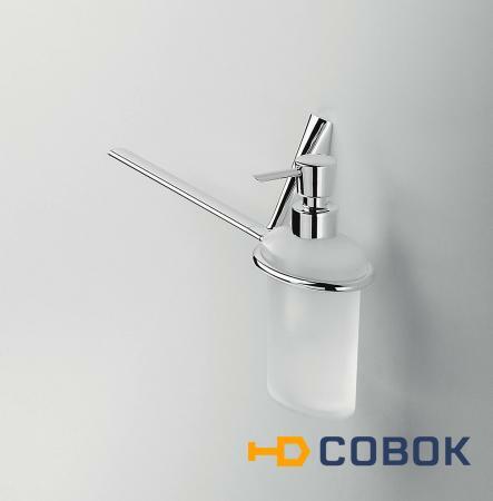 Фото Colombo Design LAND B2874.SX Полотенцедержатель с дозатором для жидкого мыла (хром)