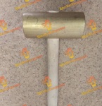 Фото №2 Молоток латунный 0,75 кг (750гр) с деревянной ручкой