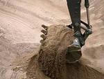 фото Песок строительный природный мытый карьерный