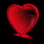 фото Зеркальный ночник с эффектом бесконечности в форме сердца