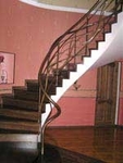 фото Изготавление деревянных лестниц