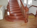 фото Лестницы из бука на деревянных косоурах