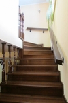 фото Лестницы из сосны на заказ