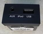 фото Разъем USB AUX i30 2007-2012 (УТ000005236) Оригинальный номер 961202R0004X