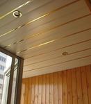 фото Комплект реечного потолка (1,7м * 1,7м) для ванной комнаты панель 100Р+25Р (металлик золото + зеркало золото)