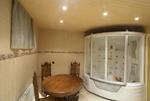 фото Комплект реечного потолка для ванной комнаты (1,8м * 1,8м) 100Р + 25P(бежевый глянец+хром зеркало)